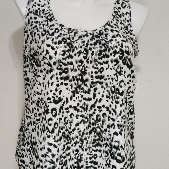 Black and White Leopard Print Smooth Tank NWT - Picture 3 of 4